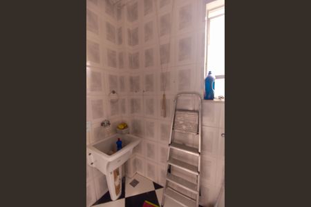 Apartamento à venda com 70m², 2 quartos e 1 vaga Apartamento à venda com 70m², 2 quartos e 1 vagaCozinha e Área de Serviço