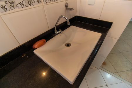 Apartamento à venda com 70m², 2 quartos e 1 vaga Apartamento à venda com 70m², 2 quartos e 1 vagaBanheiro da Suíte