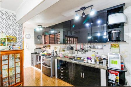 Casa de condomínio à venda com 161m², 4 quartos e 2 vagas Casa de condomínio à venda com 161m², 4 quartos e 2 vagasFoto 06