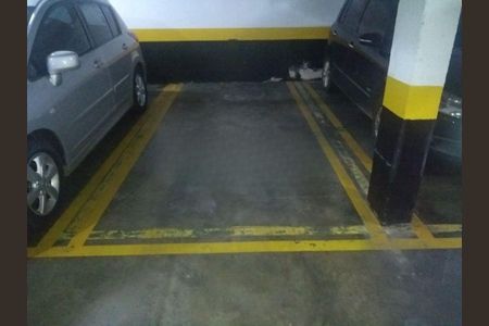 Apartamento à venda com 62m², 2 quartos e 1 vaga