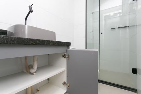 Apartamento para alugar com 34m², 2 quartos e sem vaga Apartamento para alugar com 34m², 2 quartos e sem vagaBanheiro