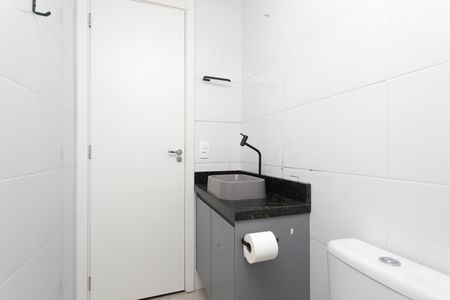 Apartamento para alugar com 34m², 2 quartos e sem vaga Apartamento para alugar com 34m², 2 quartos e sem vagaBanheiro