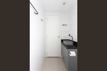 Apartamento para alugar com 34m², 2 quartos e sem vaga Apartamento para alugar com 34m², 2 quartos e sem vagaBanheiro