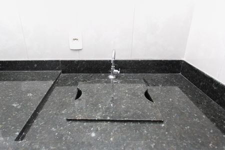 Apartamento para alugar com 34m², 2 quartos e sem vaga Apartamento para alugar com 34m², 2 quartos e sem vagaCozinha / Área de Serviço / Tanque