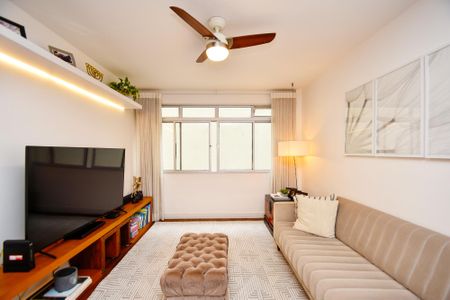 Apartamento à venda com 102m², 2 quartos e 1 vaga Apartamento à venda com 102m², 2 quartos e 1 vagaSala de estar