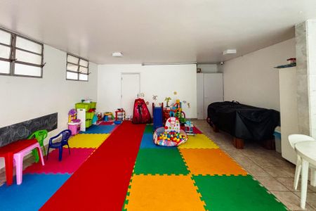 Apartamento à venda com 102m², 2 quartos e 1 vaga Apartamento à venda com 102m², 2 quartos e 1 vagabrinquedo teca