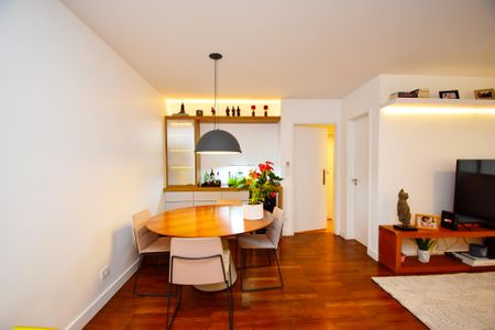 Sala de jantar de apartamento à venda com 2 quartos, 102m² em Jardim Paulista, São Paulo