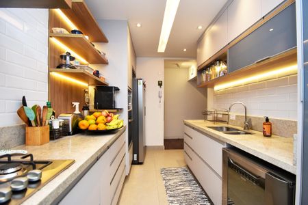 Apartamento à venda com 102m², 2 quartos e 1 vaga Apartamento à venda com 102m², 2 quartos e 1 vagacozinha