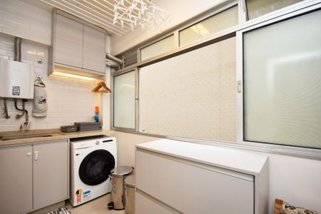 Apartamento à venda com 102m², 2 quartos e 1 vaga Apartamento à venda com 102m², 2 quartos e 1 vagalavanderia