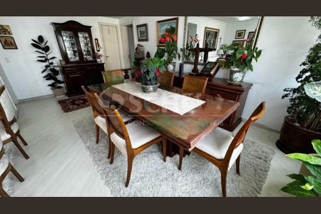 Apartamento à venda com 162m², 4 quartos e 2 vagas