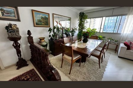 Apartamento à venda com 162m², 4 quartos e 2 vagas