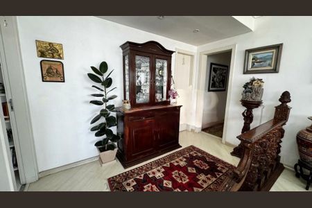 Apartamento à venda com 162m², 4 quartos e 2 vagas