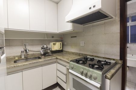 Apartamento para alugar com 63m², 2 quartos e 1 vagaCozinha 