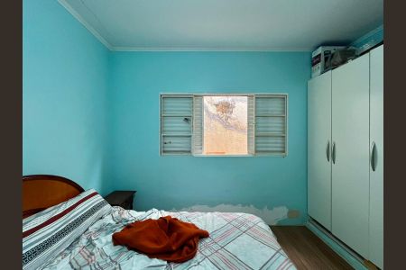 Casa à venda com 217m², 4 quartos e 5 vagas Casa à venda com 217m², 4 quartos e 5 vagasQuarto 2
