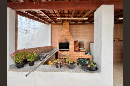 Quintal de casa à venda com 4 quartos, 217m² em Parque da Figueira, Campinas
