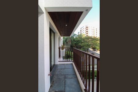 Apartamento para alugar com 170m², 3 quartos e 3 vagas Varanda Sala