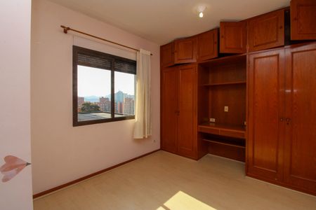 Apartamento para alugar com 170m², 3 quartos e 3 vagasSuíte 2