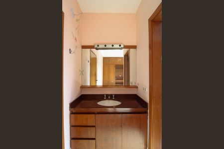 Apartamento para alugar com 170m², 3 quartos e 3 vagasBanheiro Suíte 2