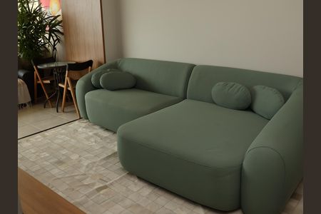 Sala de apartamento para alugar com 1 quarto, 67m² em Chácaras Alto da Glória, Goiânia