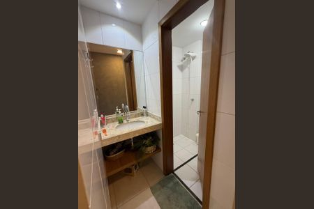 Banheiro de apartamento para alugar com 1 quarto, 67m² em Chácaras Alto da Glória, Goiânia