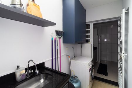 Casa à venda com 82m², 3 quartos e 2 vagas Casa à venda com 82m², 3 quartos e 2 vagasÁrea de Serviço