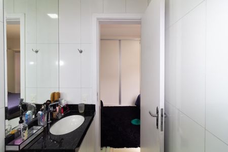 Casa à venda com 82m², 3 quartos e 2 vagas Casa à venda com 82m², 3 quartos e 2 vagasBanheiro da Suíte