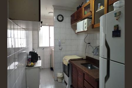 Apartamento para alugar com 48m², 2 quartos e sem vaga Apartamento para alugar com 48m², 2 quartos e sem vagaCozinha