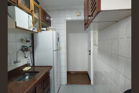 Apartamento para alugar com 48m², 2 quartos e sem vaga Apartamento para alugar com 48m², 2 quartos e sem vagaCozinha