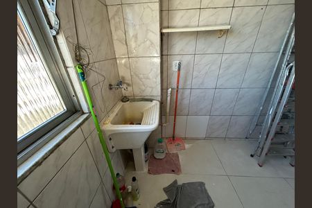 Apartamento à venda com 65m², 3 quartos e sem vagaÁrea de Serviço