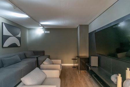 Apartamento para alugar com 51m², 2 quartos e 1 vaga Apartamento para alugar com 51m², 2 quartos e 1 vagaÁrea comum - Cinema