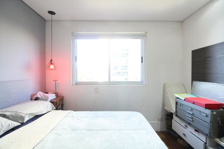 Apartamento para alugar com 97m², 2 quartos e 2 vagasQuarto