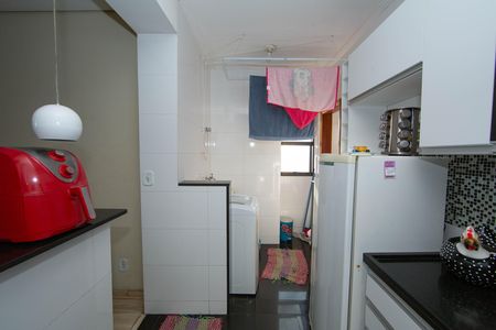 COZINHA de apartamento à venda com 3 quartos, 77m² em Dom Cabral, Belo Horizonte