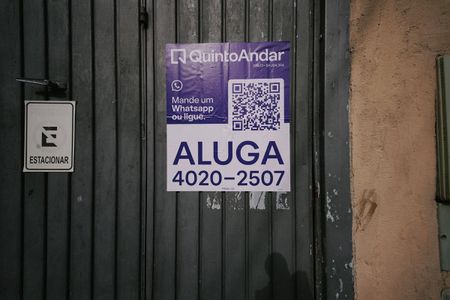 Casa para alugar com 50m², 2 quartos e 1 vaga Casa para alugar com 50m², 2 quartos e 1 vagaPlaquinha