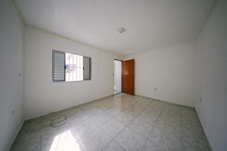 Casa para alugar com 50m², 2 quartos e 1 vaga