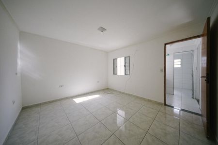 Quarto 2 de casa para alugar com 2 quartos, 50m² em Parque Boturussu, São Paulo