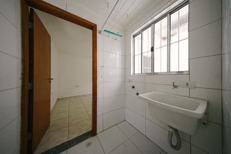 Casa para alugar com 50m², 2 quartos e 1 vaga Casa para alugar com 50m², 2 quartos e 1 vagaÁrea de Serviço