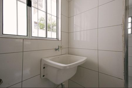Casa para alugar com 50m², 2 quartos e 1 vaga Casa para alugar com 50m², 2 quartos e 1 vagaÁrea de Serviço
