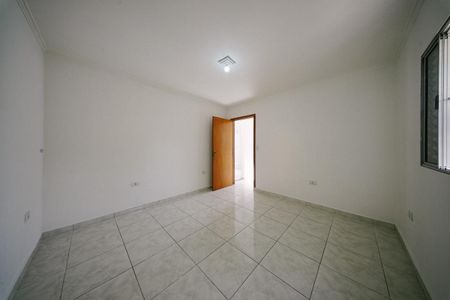Quarto 1 de casa para alugar com 2 quartos, 50m² em Parque Boturussu, São Paulo