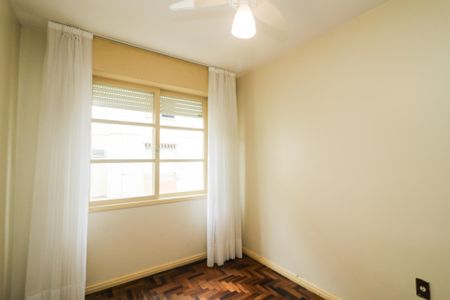 Quarto 2 de apartamento para alugar com 3 quartos, 67m² em Ipanema, Porto Alegre