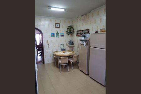 Casa à venda com 3 quartos, 159m² em Jardim Prudência, São Paulo