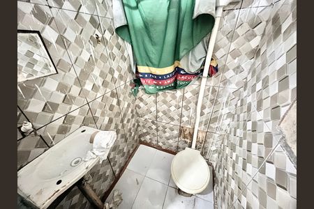 Banheiro de casa para alugar com 1 quarto, 35m² em Jardim Santa Cruz, São Paulo