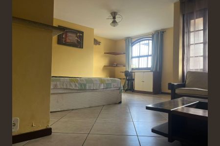 Studio para alugar com 44m², 1 quarto e 1 vaga Studio para alugar com 44m², 1 quarto e 1 vagaQuarto