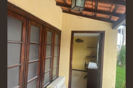 Área de serviço de kitnet/studio para alugar com 1 quarto, 44m² em Rio do Ouro, São Gonçalo