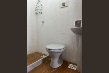 Studio para alugar com 44m², 1 quarto e 1 vaga Studio para alugar com 44m², 1 quarto e 1 vagaBanheiro
