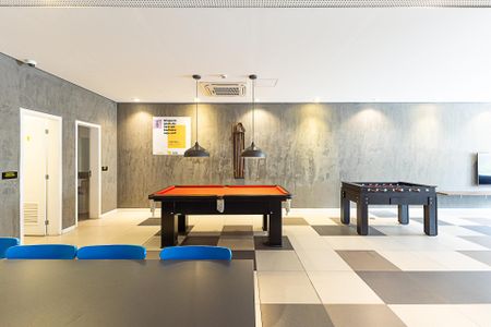 Studio para alugar com 30m², 1 quarto e 1 vaga Studio para alugar com 30m², 1 quarto e 1 vagaÁrea comum - Salão de jogos
