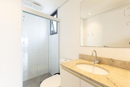 Studio para alugar com 30m², 1 quarto e 1 vaga Studio para alugar com 30m², 1 quarto e 1 vagaBanheiro