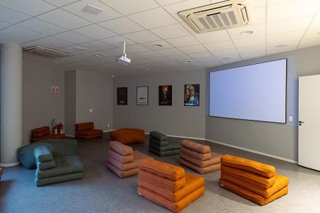 Studio para alugar com 30m², 1 quarto e 1 vaga Studio para alugar com 30m², 1 quarto e 1 vagaÁrea comum - Cinema