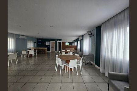 Apartamento para alugar com 55m², 2 quartos e 1 vaga Apartamento para alugar com 55m², 2 quartos e 1 vagaÁrea comum