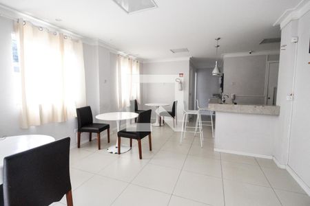 Apartamento à venda com 46m², 2 quartos e sem vagaÁrea comum - Salão de festas