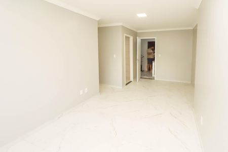 Casa para alugar com 55m², 2 quartos e 1 vaga Casa para alugar com 55m², 2 quartos e 1 vagaSala